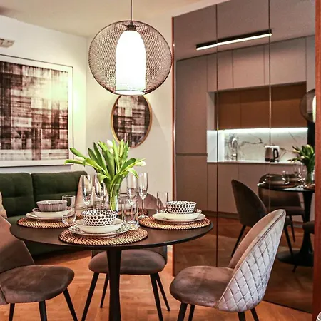 Apartment Ju3 *